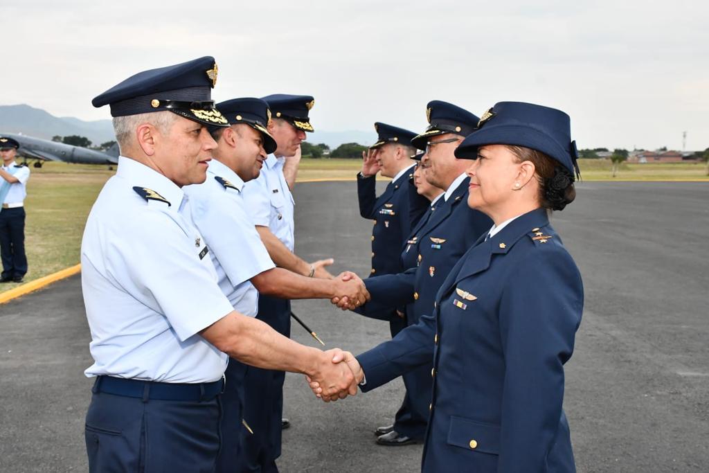 Ceremonia de los Profesionales Oficiales de Reserva de la Fuerza Aeroespacial Colombiana
